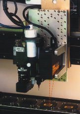 Laser-Sensor für Dispens-Höhe