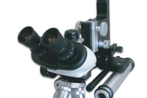 Portables Aufsatzmikroskop für den vollen Blick auf große Teile