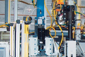Kompakte elektromechanische NC-Fügesysteme für effiziente Montageprozesse