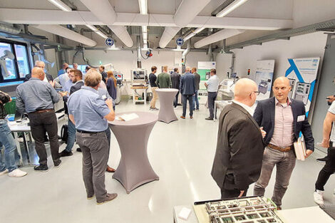 Coating Innovation Forum des Lack-Herstellers Peters findet großen Zuspruch