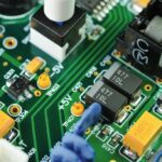 Detail_of_an_electronic_printed_circuit_board_with_many_electrical_components